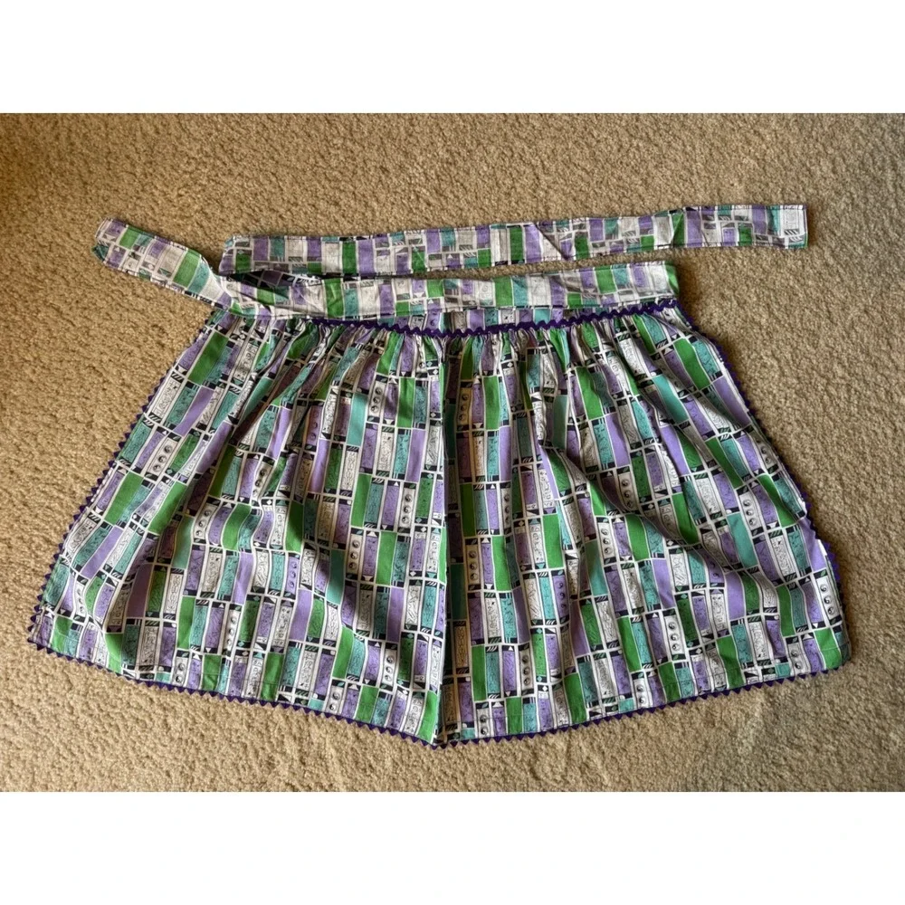 Vintage 1960s Handmade Half Apron Green Purple Rickrack Trim Novelty Print